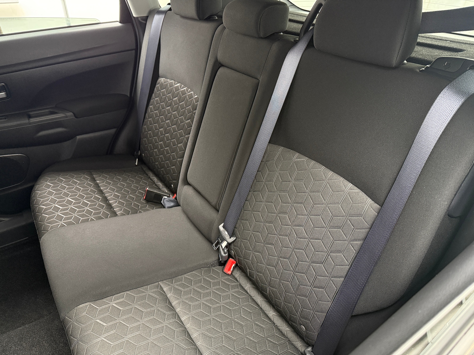 Thumbnail: 2022 Mitsubishi Outlander Sport - 6