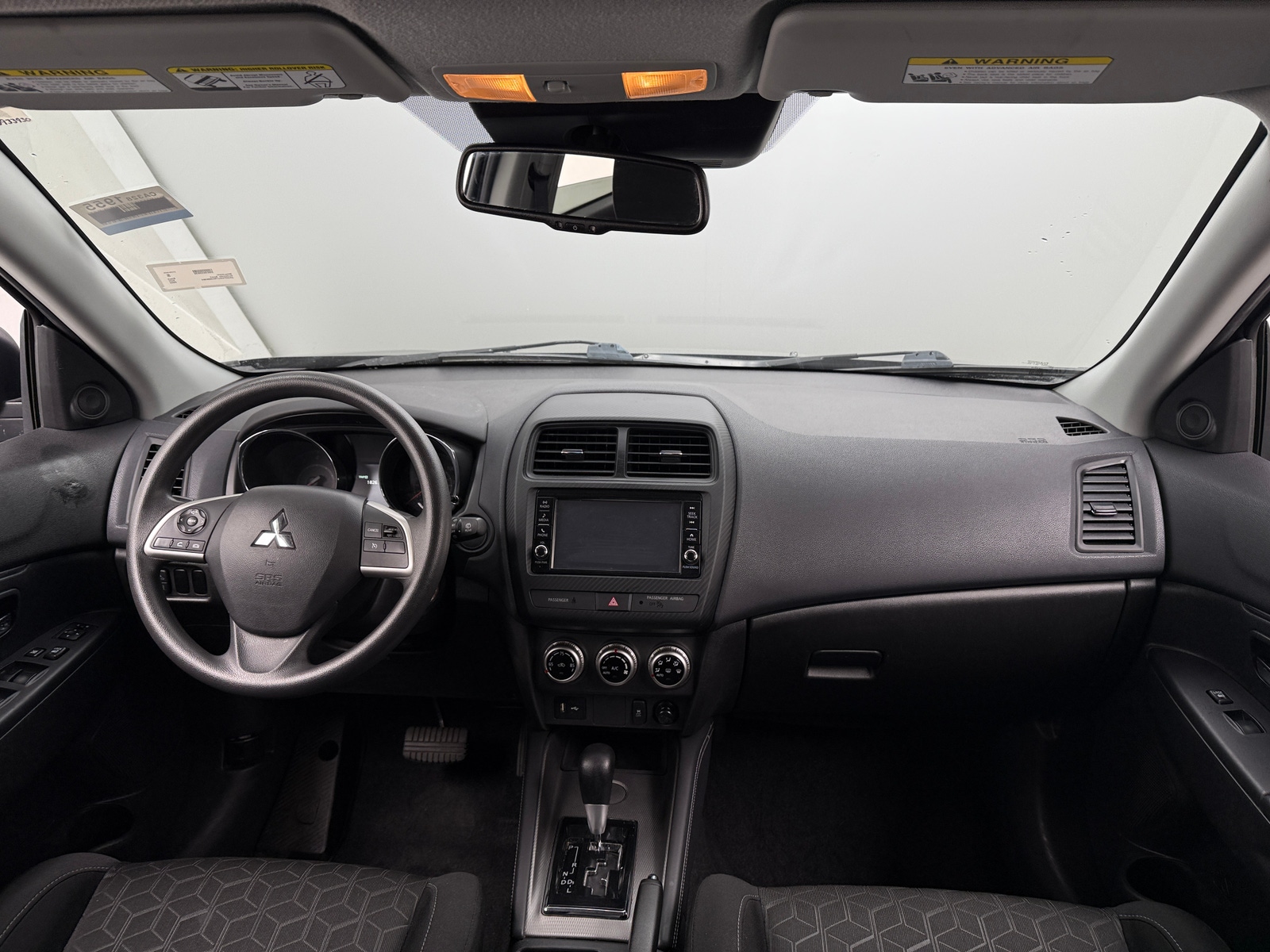 Thumbnail: 2022 Mitsubishi Outlander Sport - 3