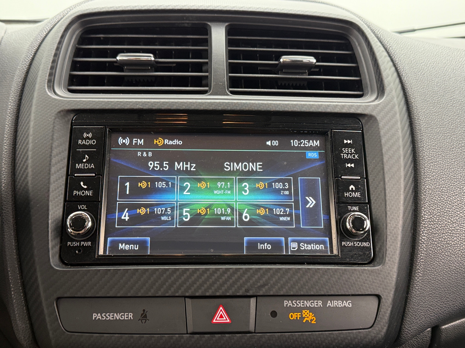 Thumbnail: 2022 Mitsubishi Outlander Sport - 4