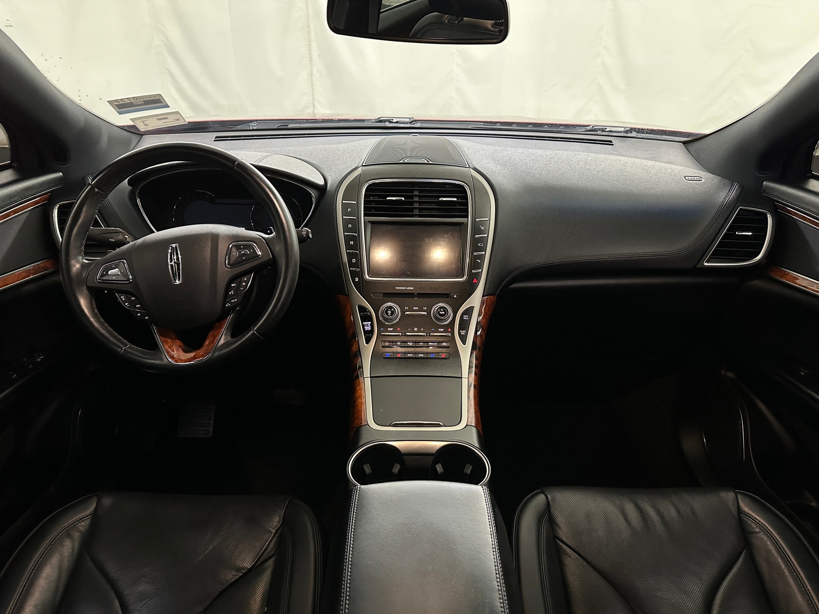 Thumbnail: 2018 Lincoln MKX - 2