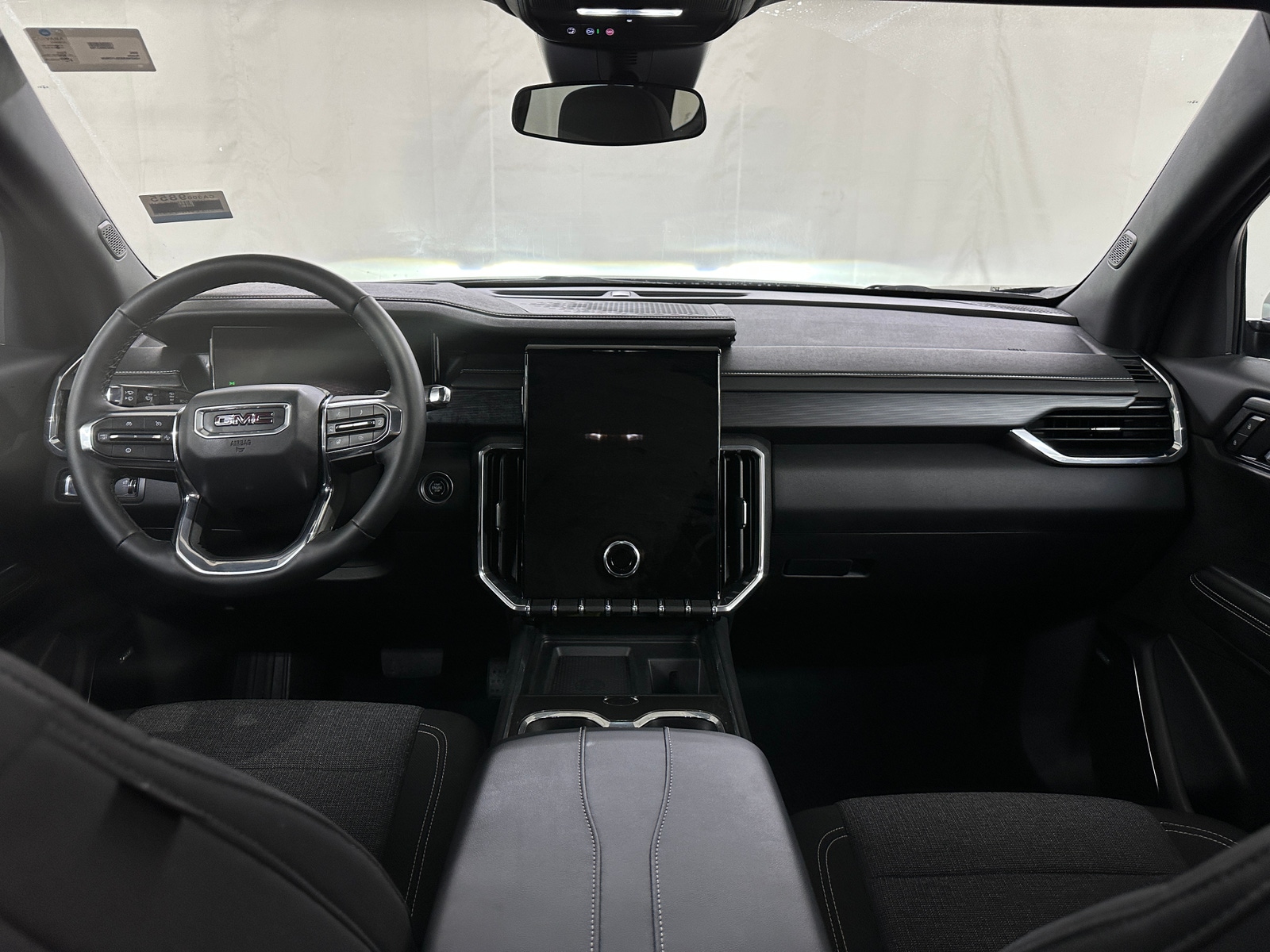Thumbnail: 2025 GMC Acadia - 3