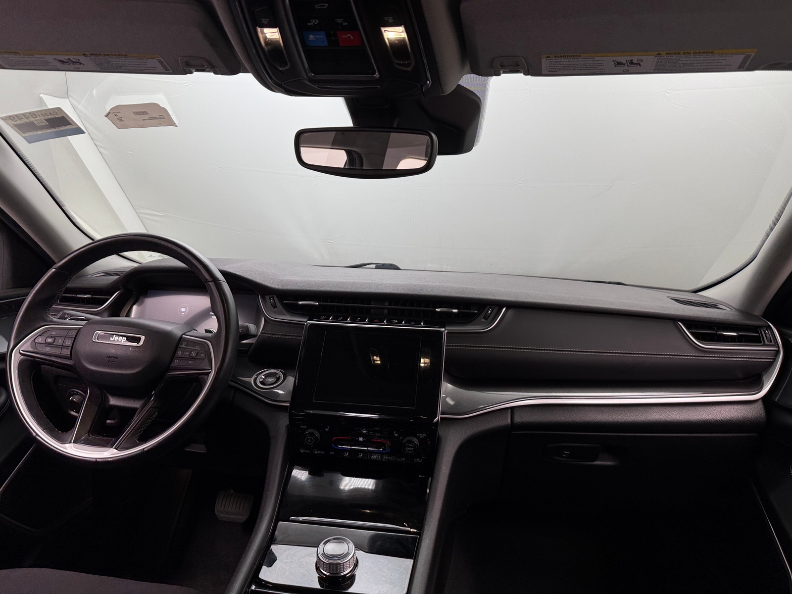 Thumbnail: 2022 Jeep Grand Cherokee - 3