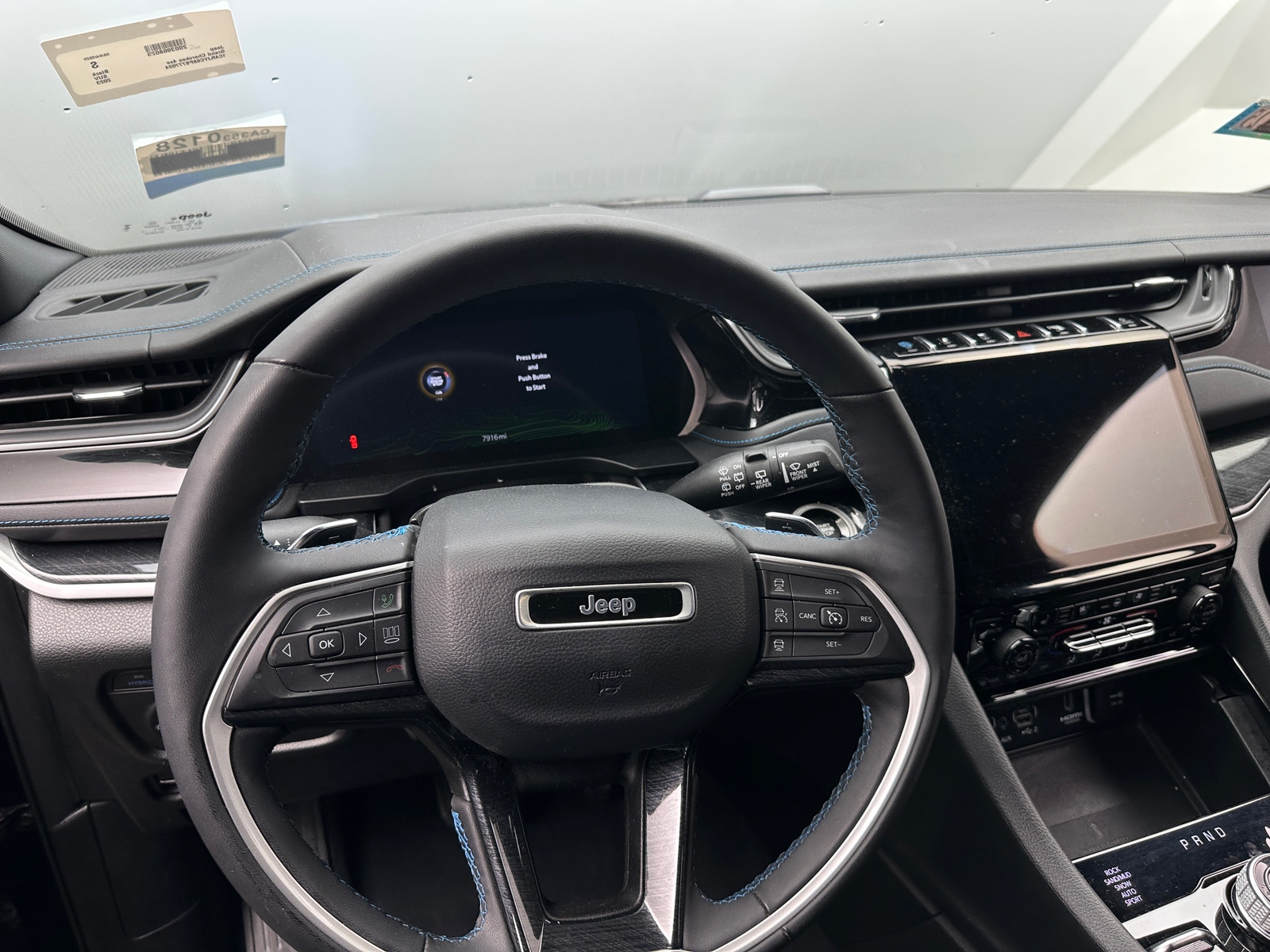 Thumbnail: 2023 Jeep Grand Cherokee - 4