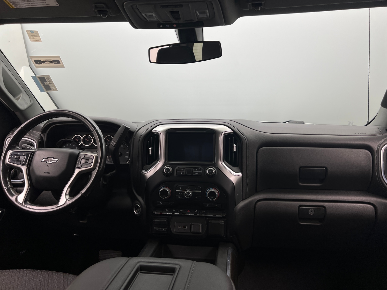 Thumbnail: 2022 Chevrolet Silverado 1500 - 3
