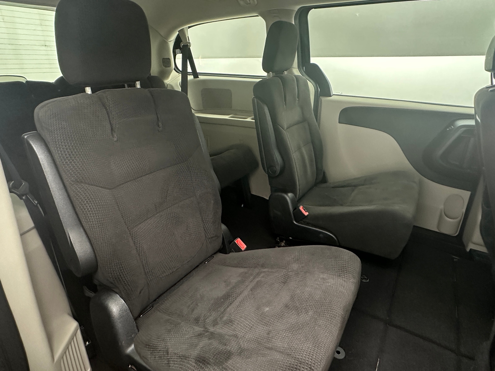 Thumbnail: 2014 Dodge Grand Caravan - 6