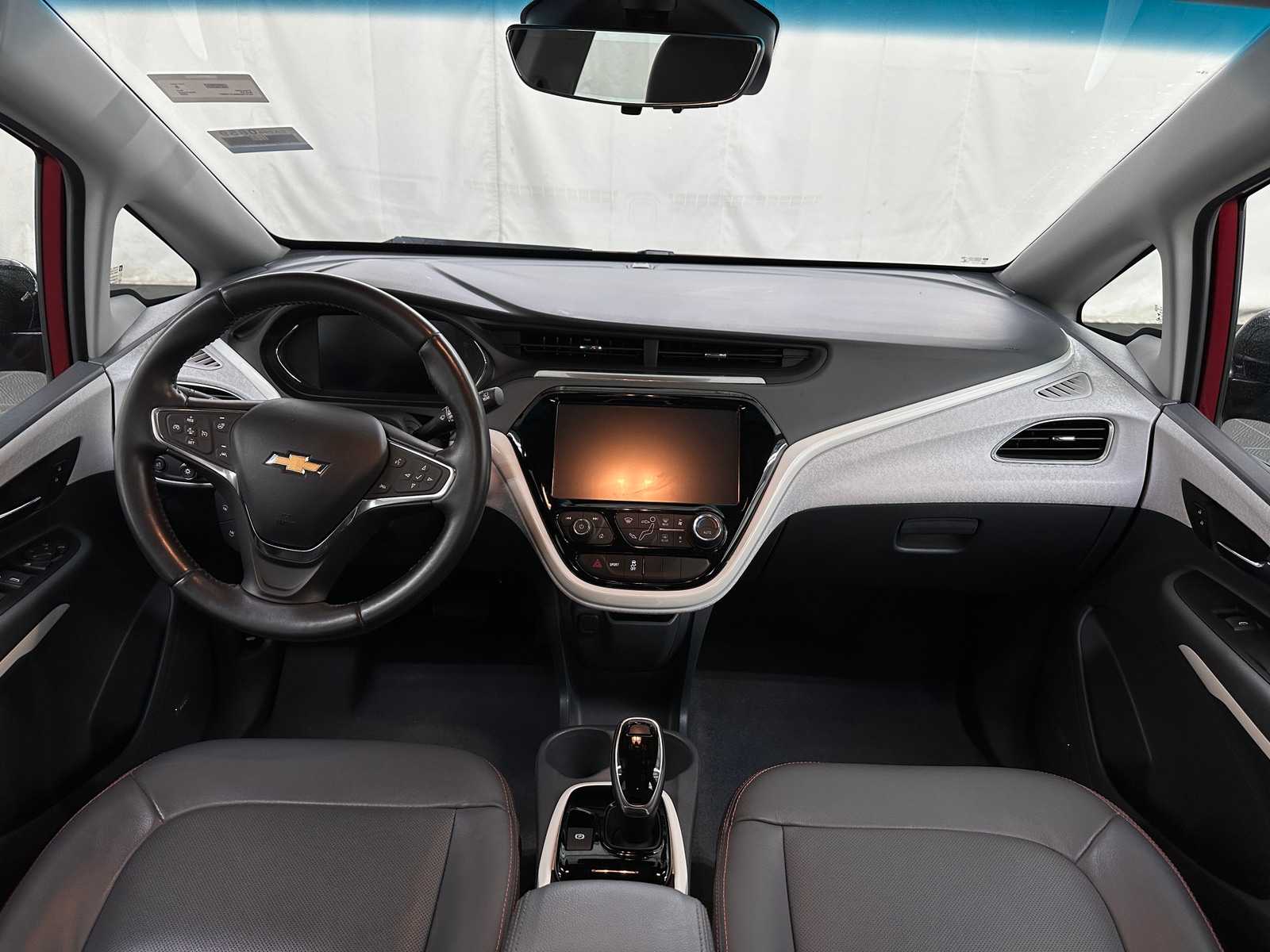 Thumbnail: 2020 Chevrolet Bolt EV - 2