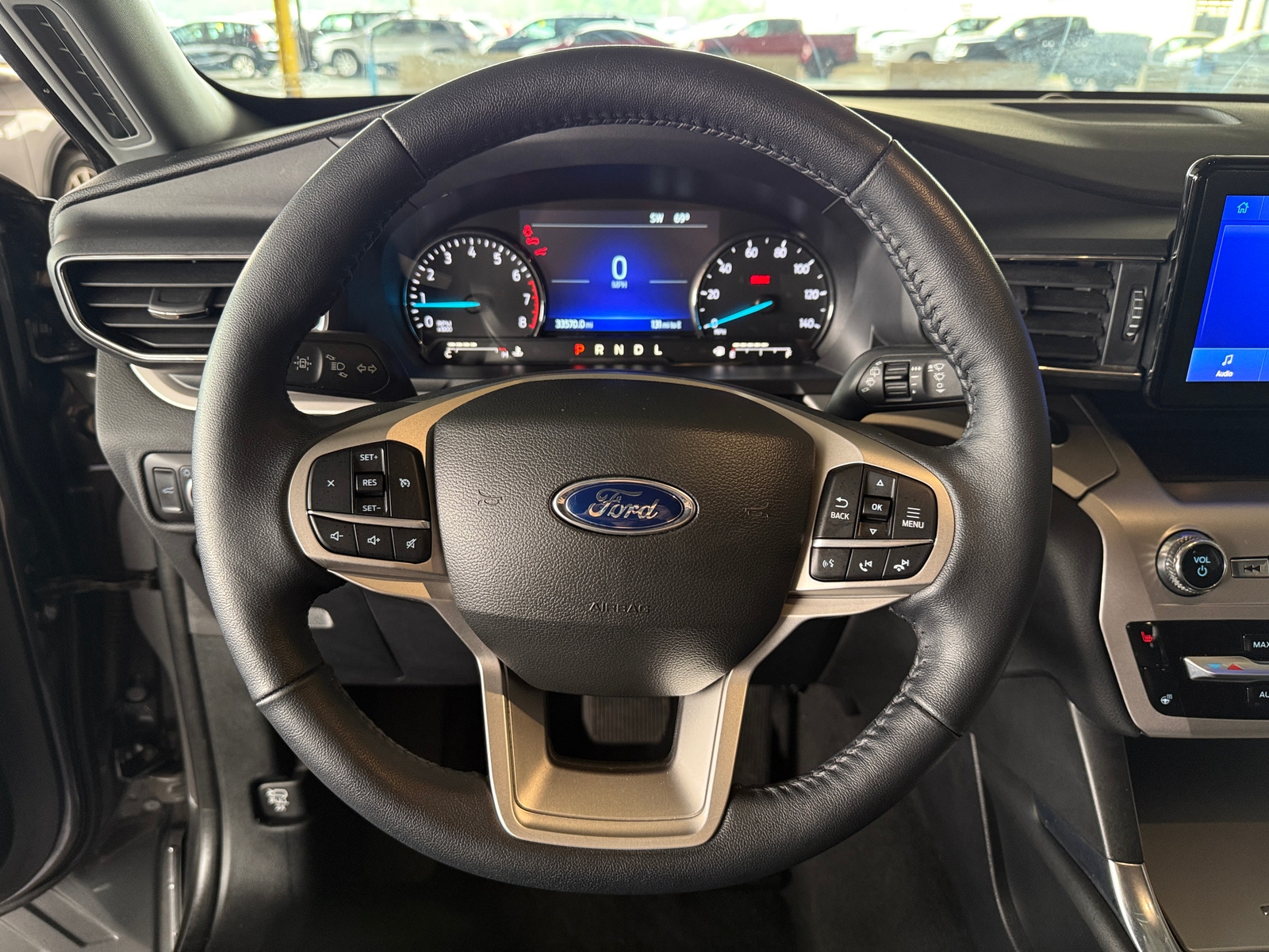 Thumbnail: 2022 Ford Explorer - 5