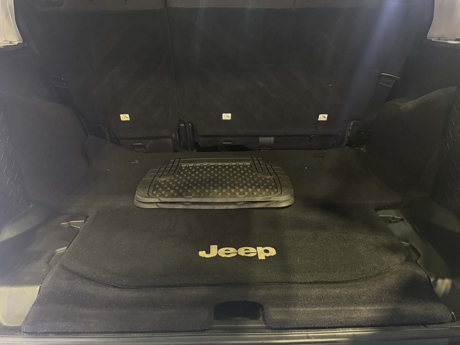 Thumbnail: 2015 Jeep Wrangler - 7