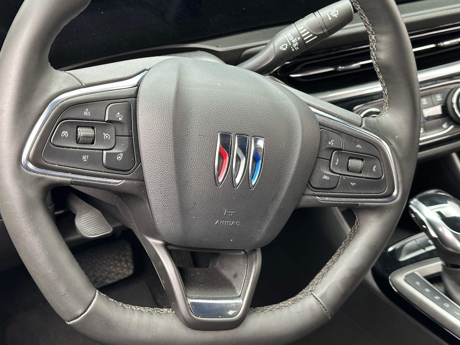 Thumbnail: 2024 Buick Envista - 4