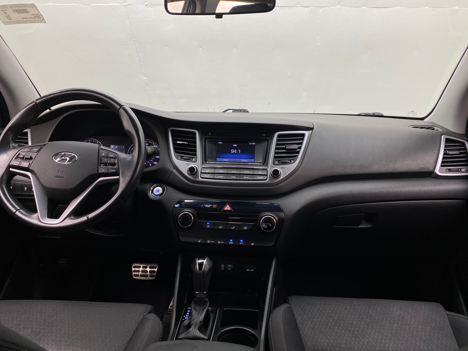 Thumbnail: 2017 Hyundai Tucson - 3