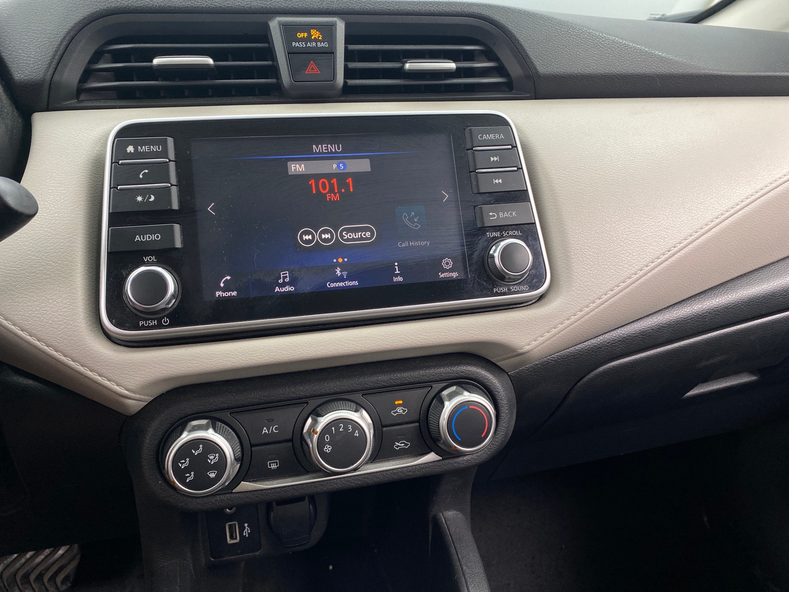 Thumbnail: 2021 Nissan Versa - 4
