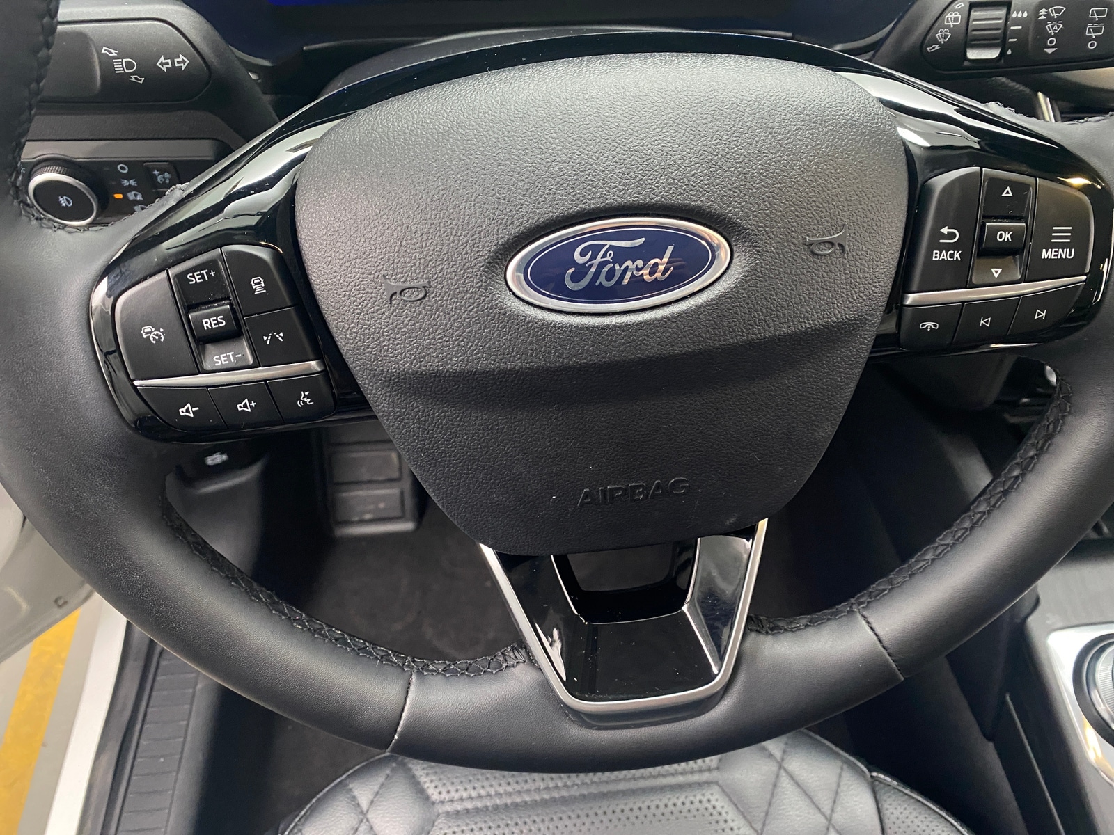 Thumbnail: 2024 Ford Escape - 4