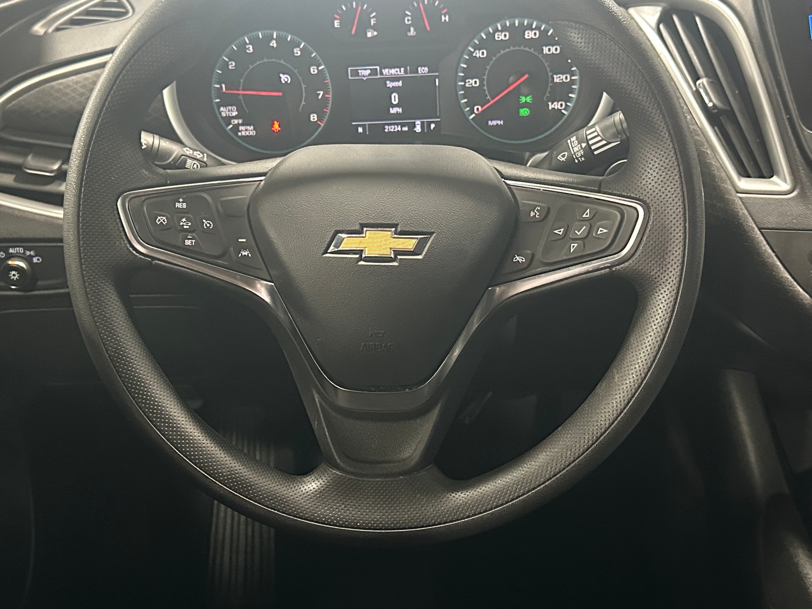Thumbnail: 2024 Chevrolet Malibu - 5