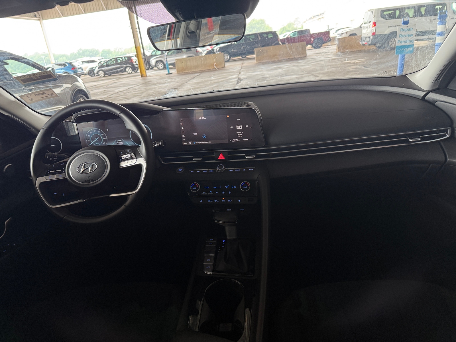 Thumbnail: 2023 Hyundai Elantra - 3