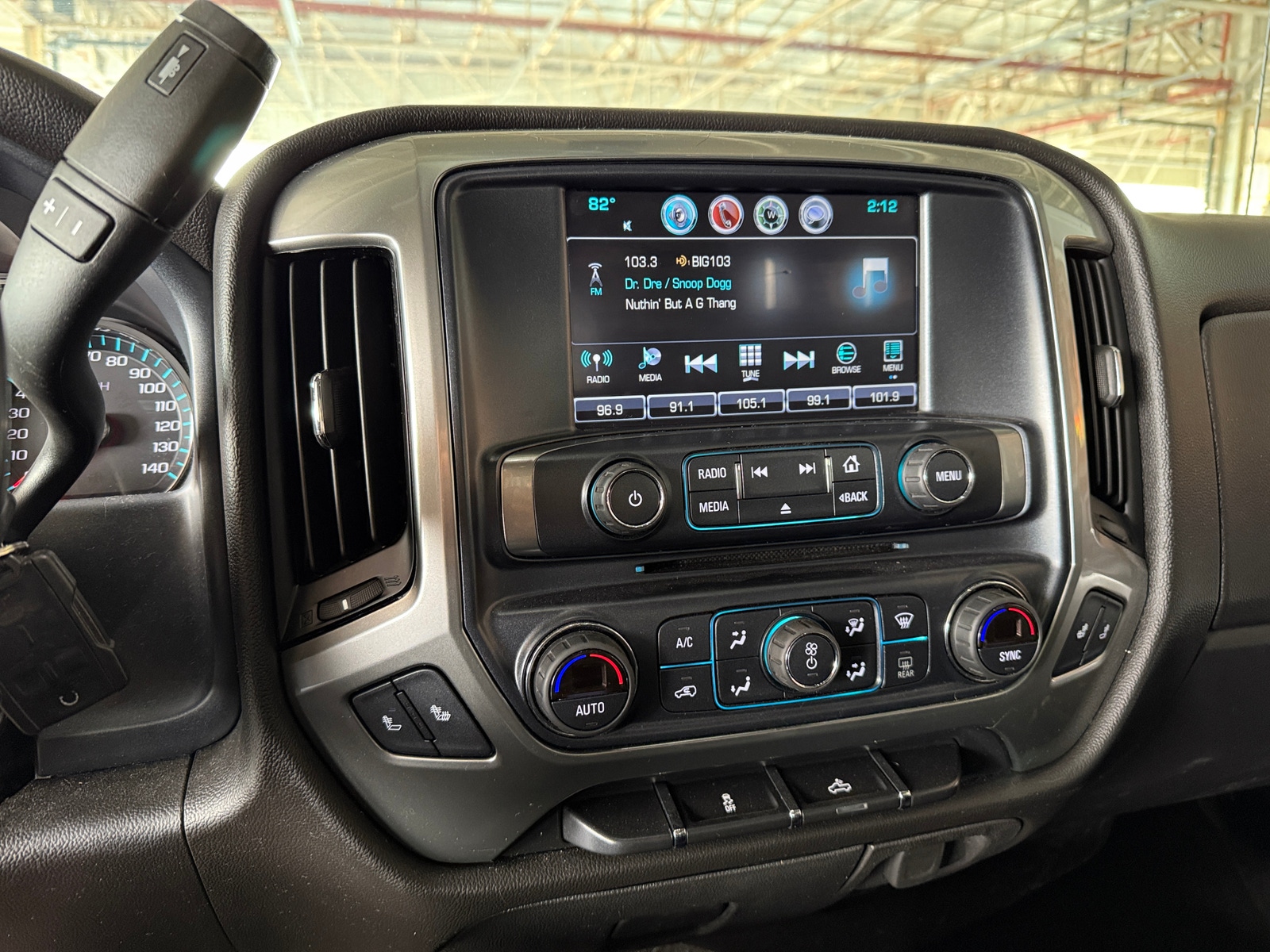 Thumbnail: 2018 Chevrolet Silverado 1500 - 4