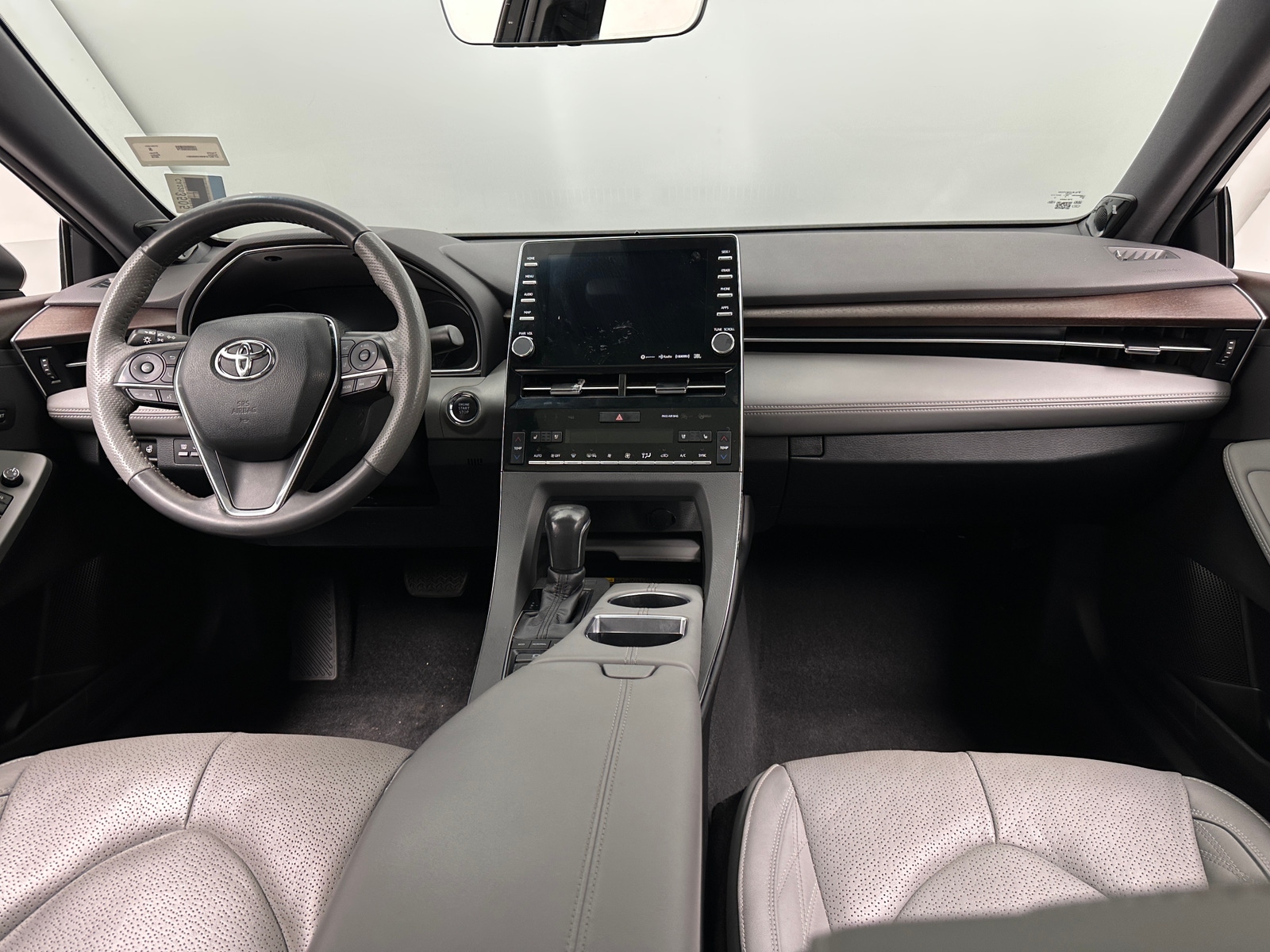 Thumbnail: 2019 Toyota Avalon - 2