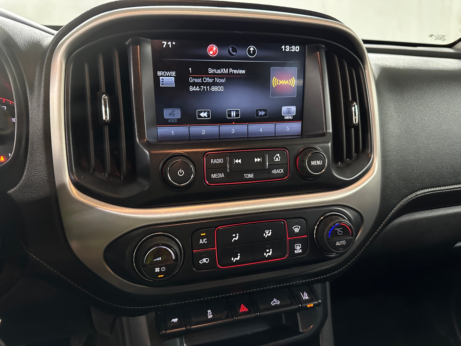 Thumbnail: 2015 GMC Canyon - 4