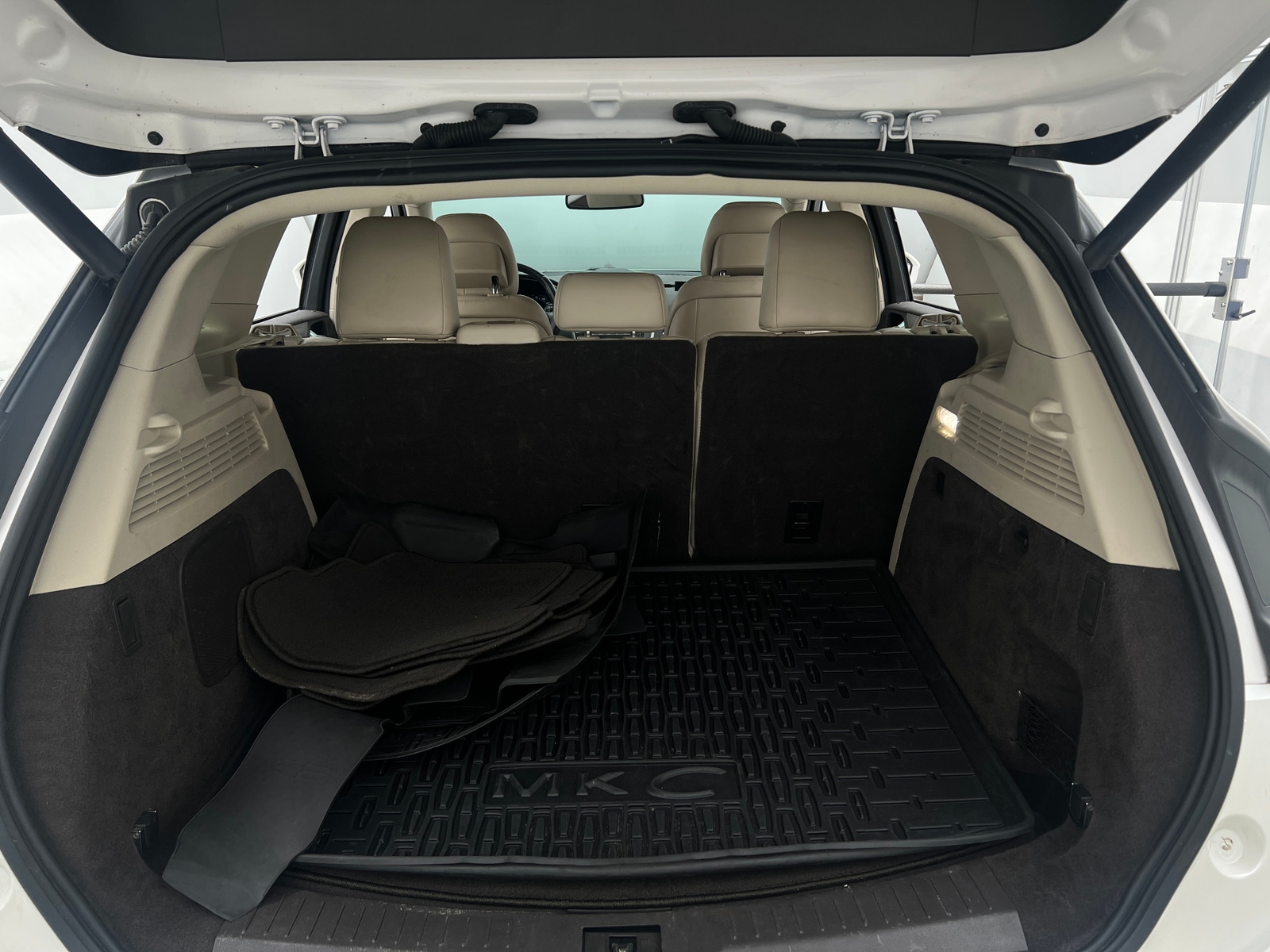 Thumbnail: 2019 Lincoln MKC - 6