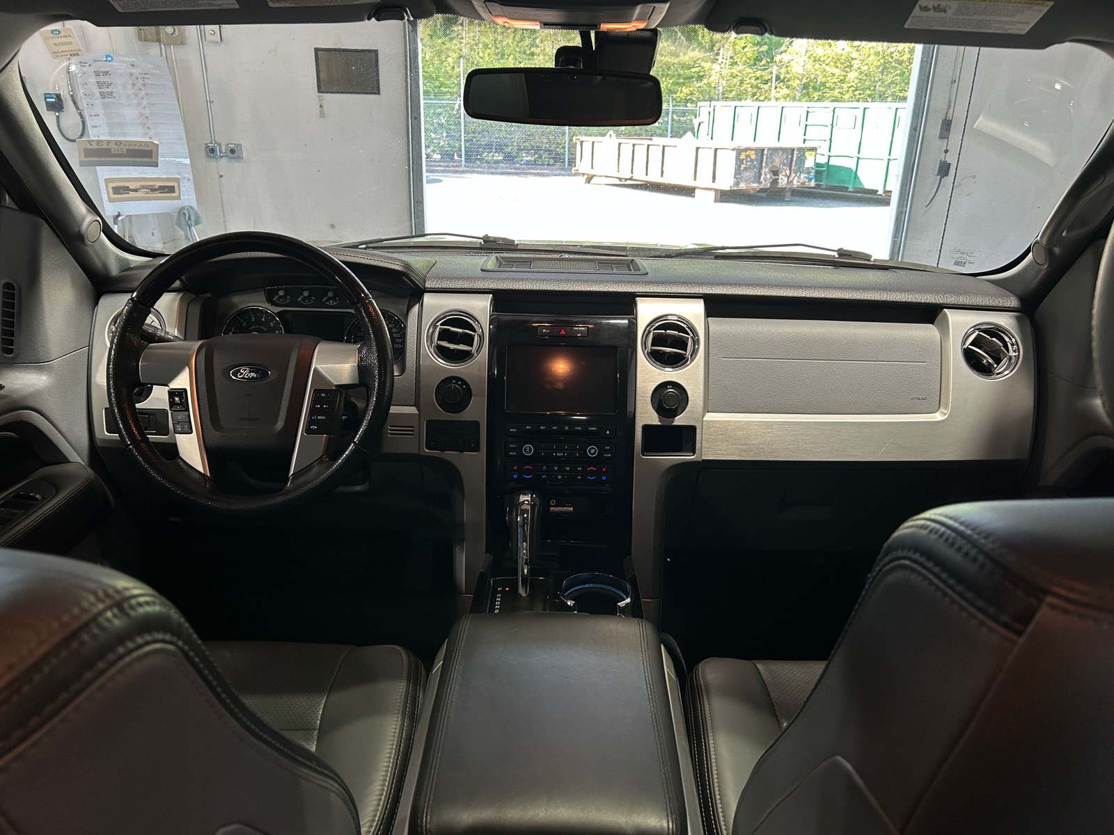 Thumbnail: 2011 Ford Econoline - 3