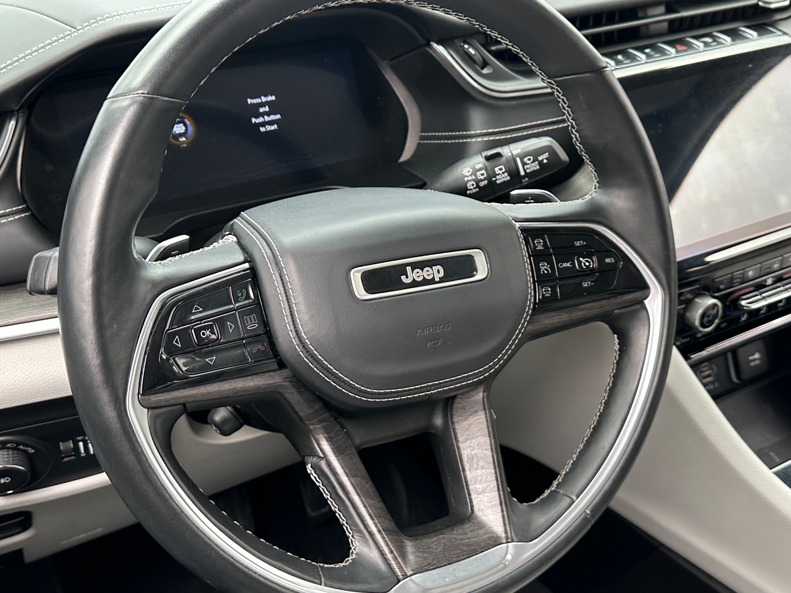 Thumbnail: 2021 Jeep Grand Cherokee L - 4