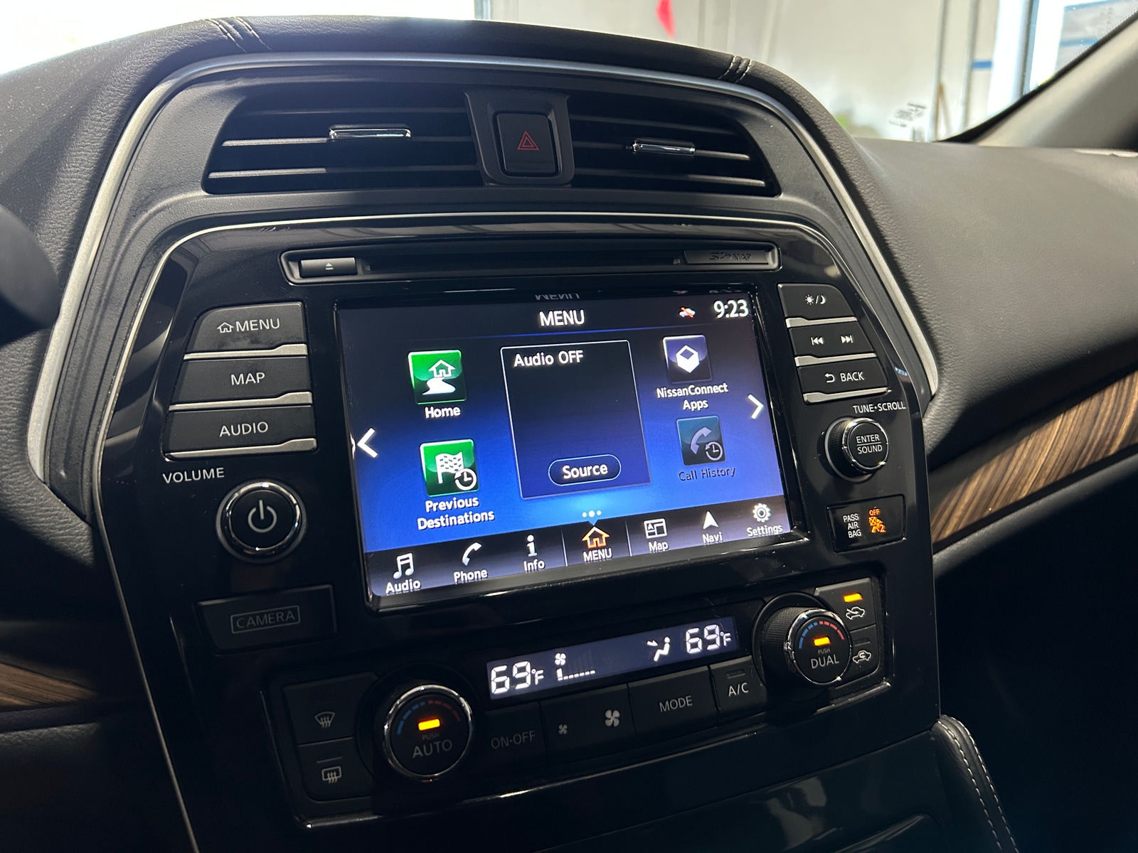 Thumbnail: 2016 Nissan Maxima - 3