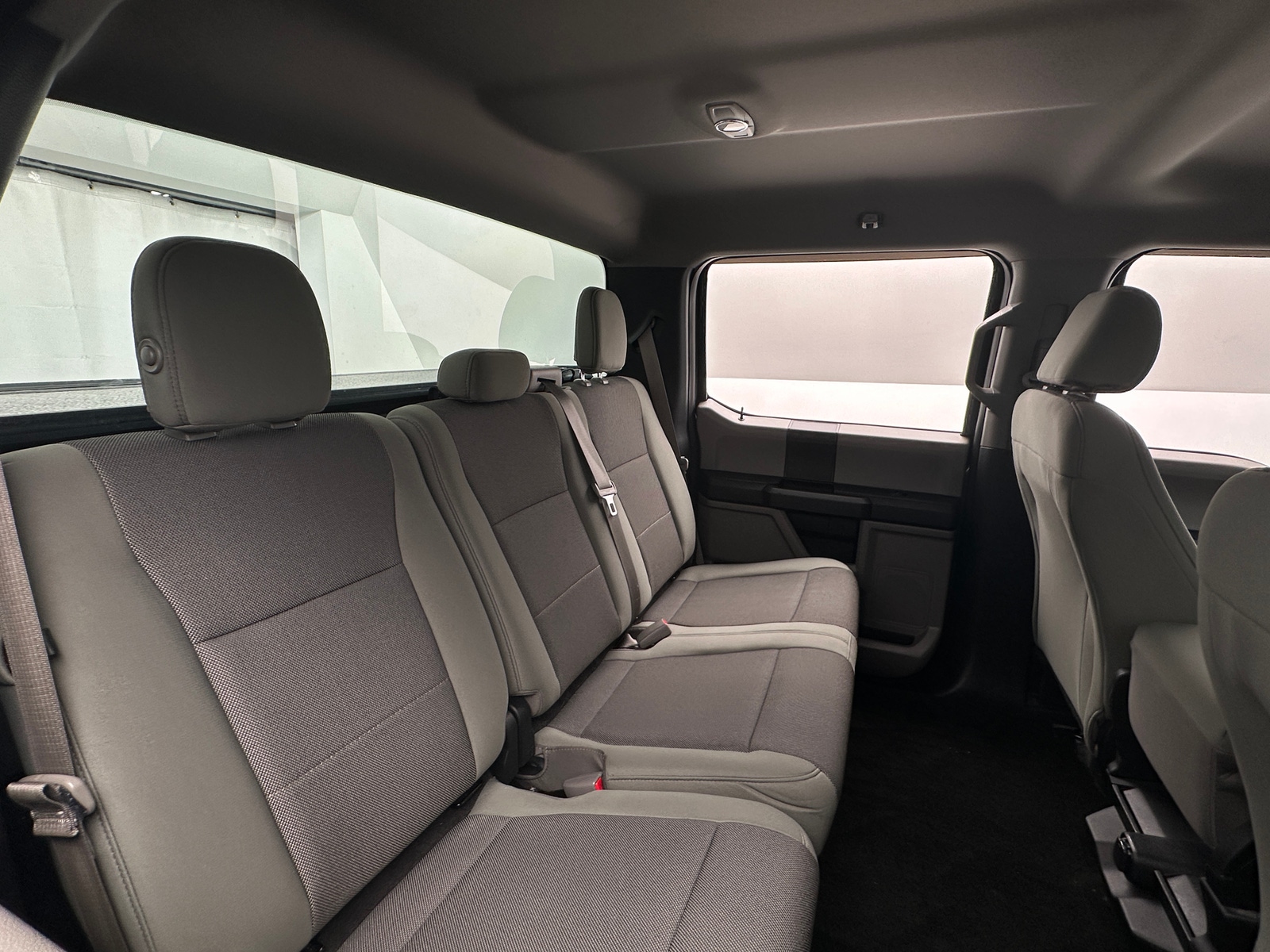 Thumbnail: 2015 Ford Econoline - 6