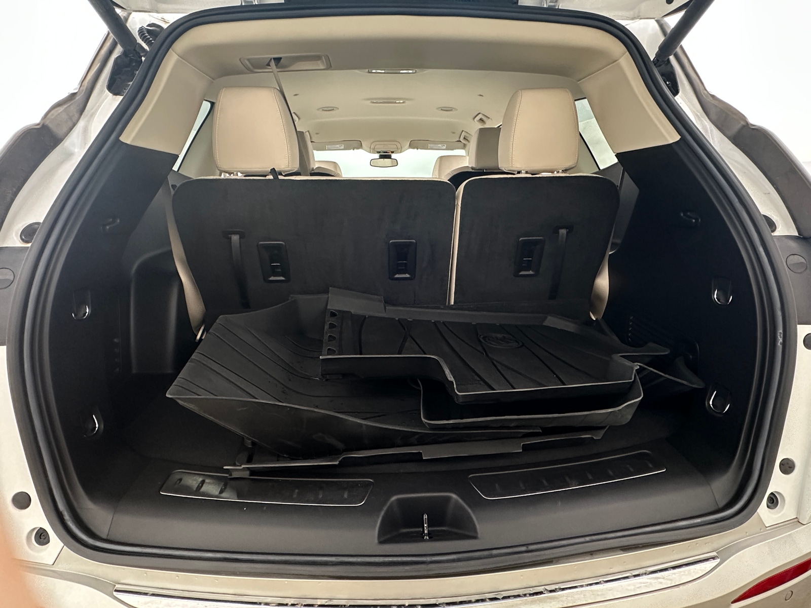 Thumbnail: 2022 Buick Enclave - 6