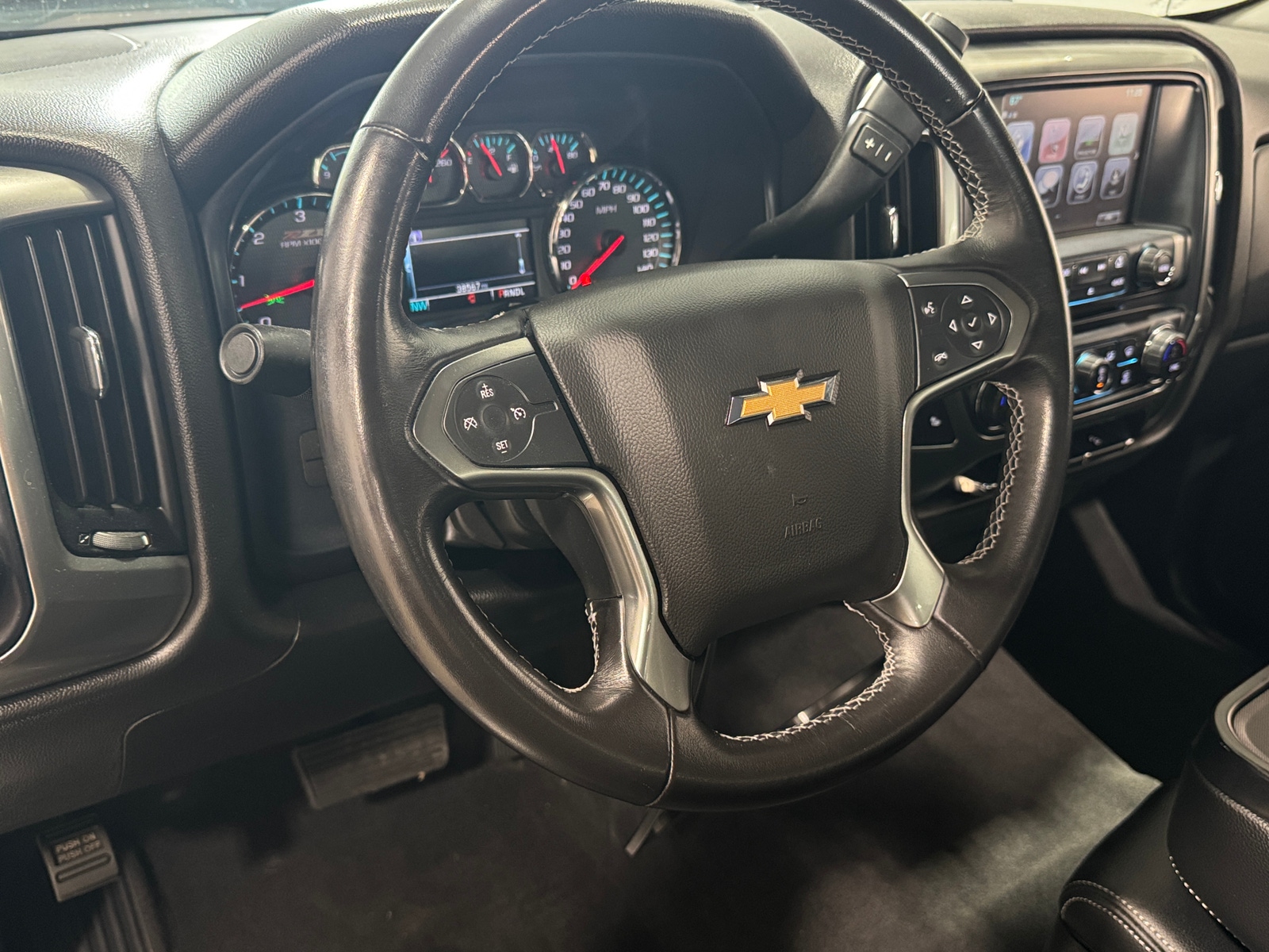 Thumbnail: 2019 Chevrolet Silverado 1500 - 3