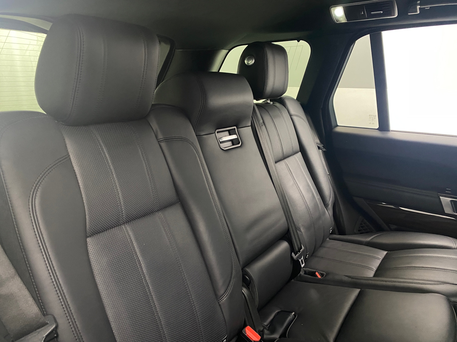 Thumbnail: 2014 Land Rover Range Rover - 5
