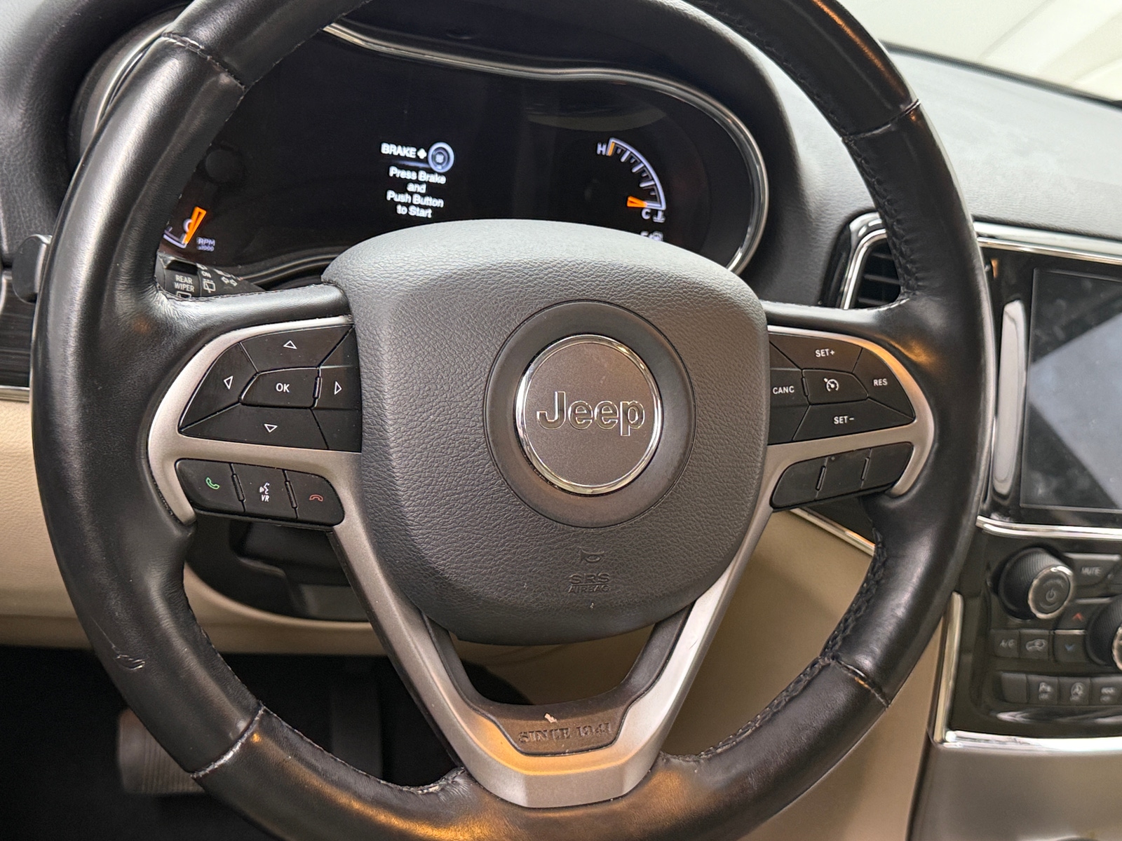 Thumbnail: 2021 Jeep Grand Cherokee - 4