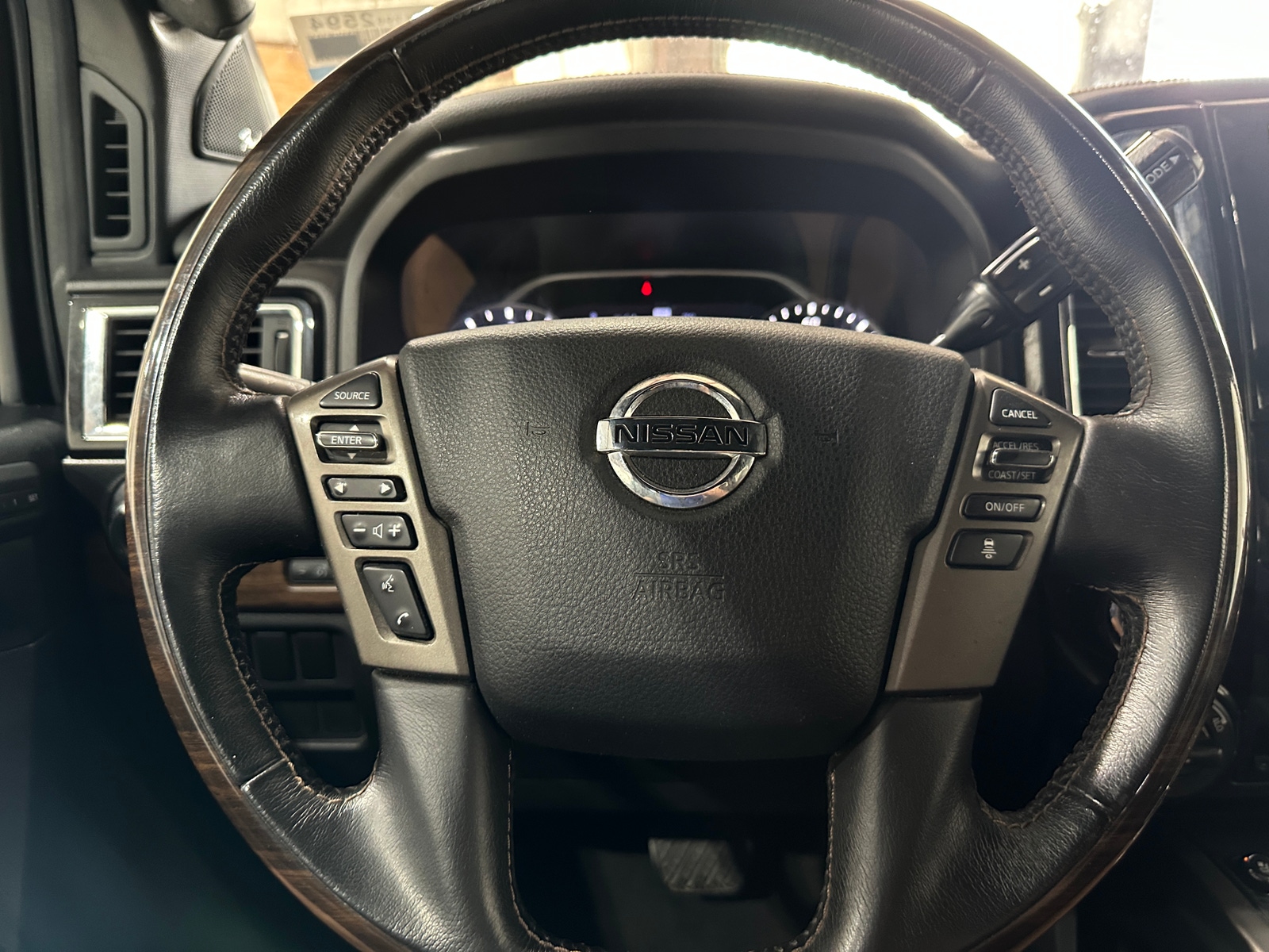Thumbnail: 2021 Nissan Titan - 4
