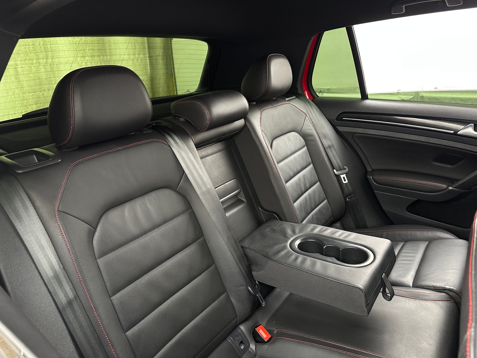 Thumbnail: 2015 Volkswagen Golf - 6