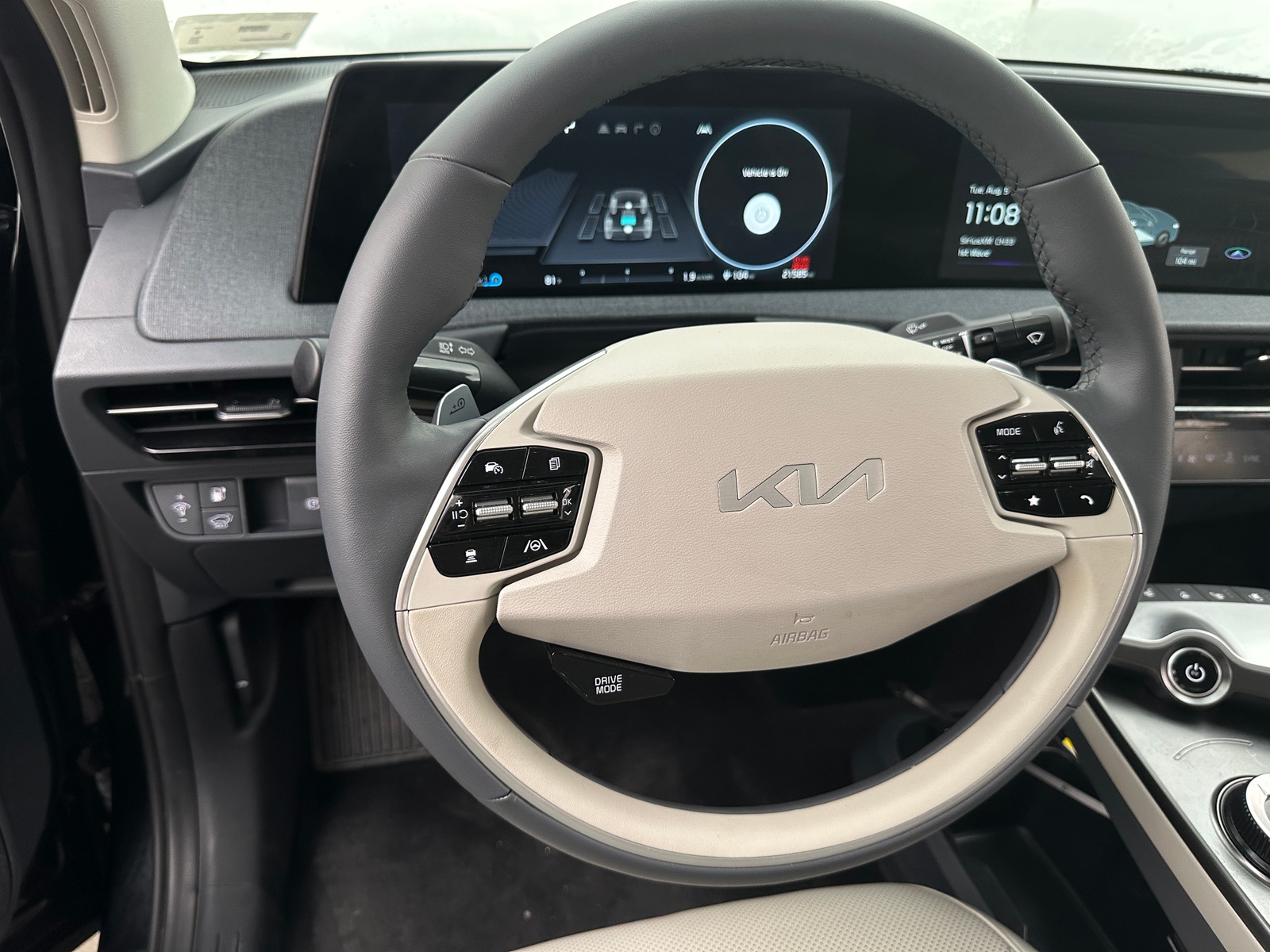 Thumbnail: 2022 Kia EV6 - 4