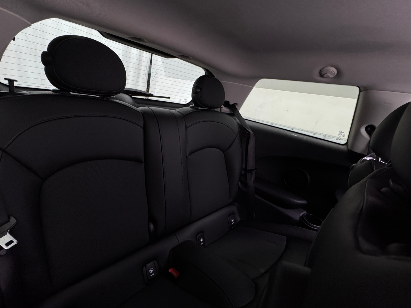 Thumbnail: 2022 MINI Cooper Hardtop - 5