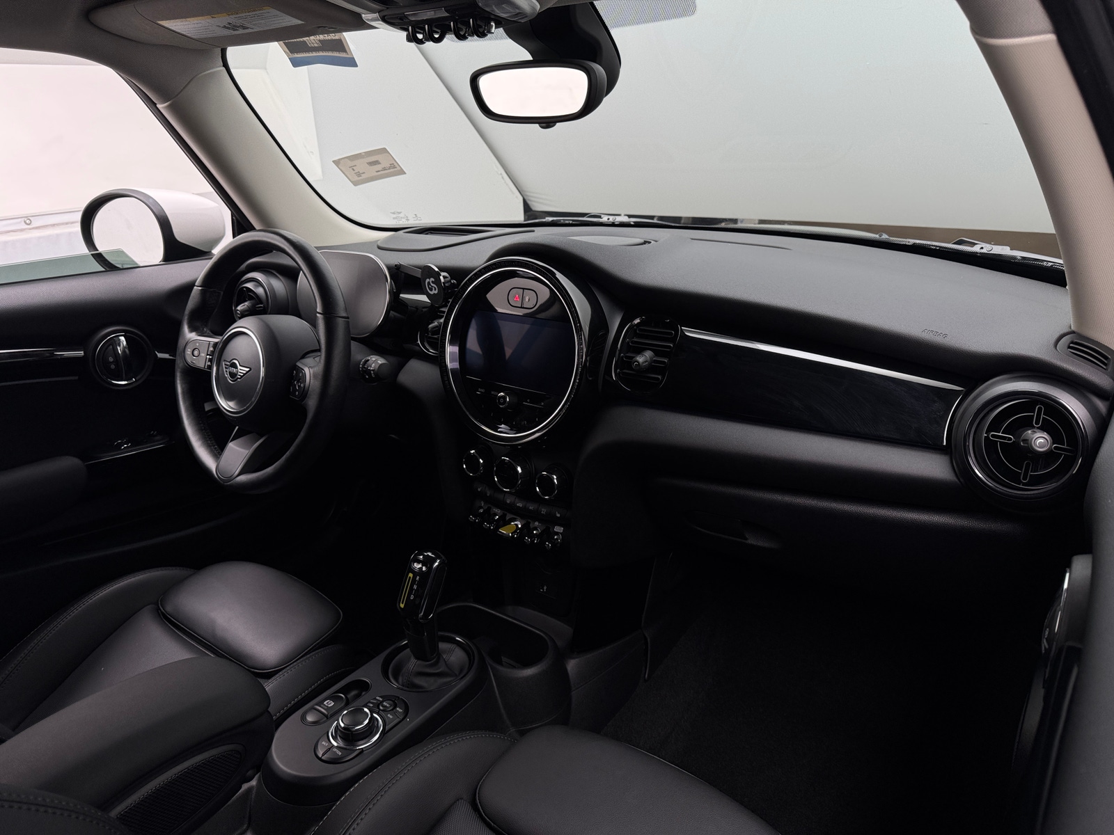 Thumbnail: 2022 MINI Cooper Hardtop - 2