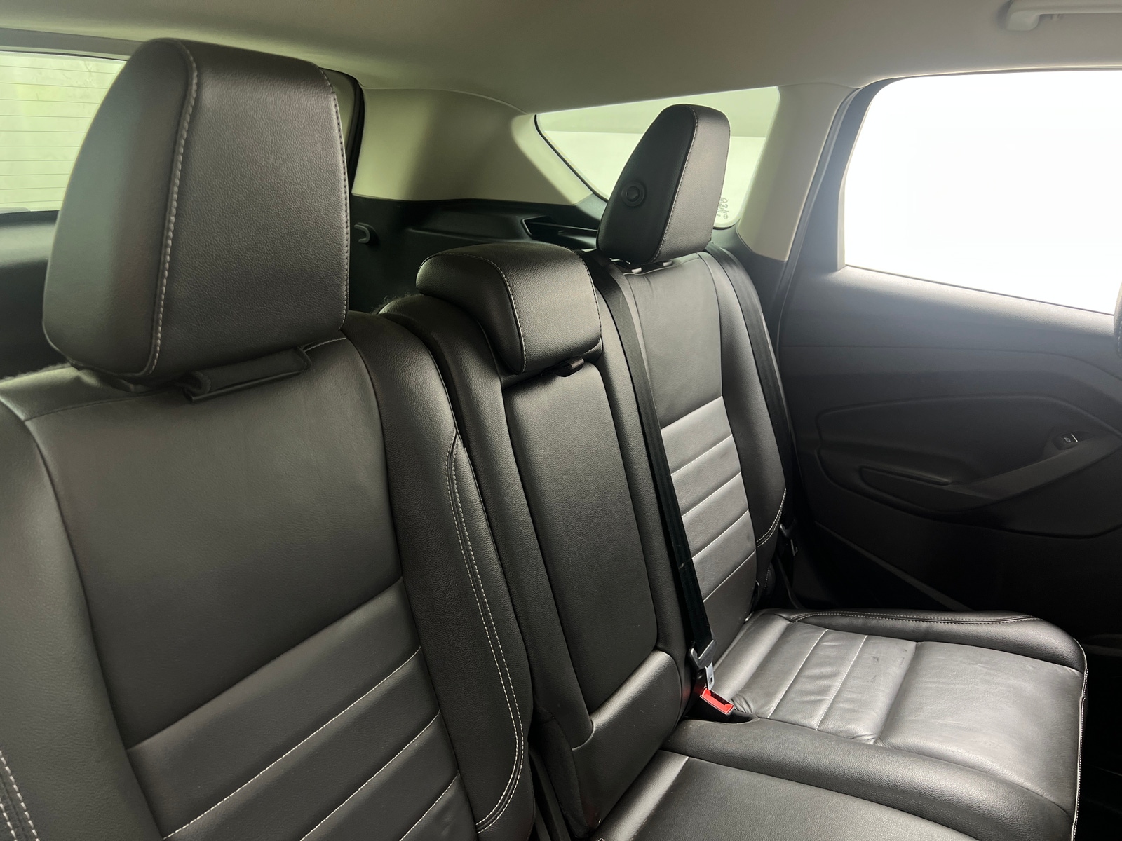 Thumbnail: 2016 Ford Escape - 5