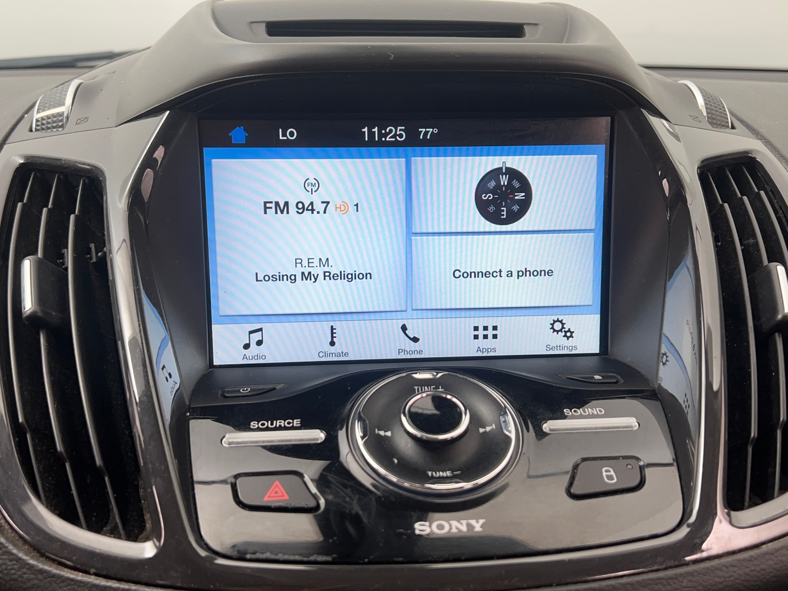 Thumbnail: 2016 Ford Escape - 3
