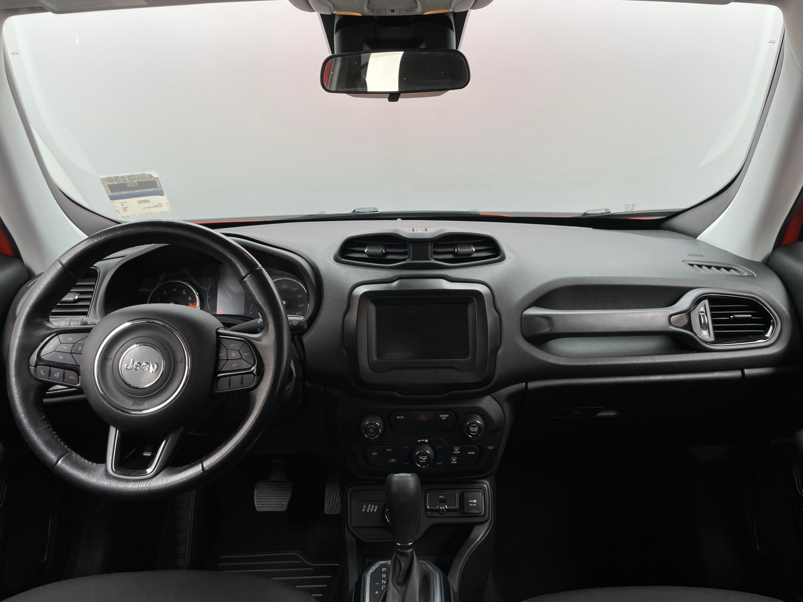 Thumbnail: 2018 Jeep Renegade - 3