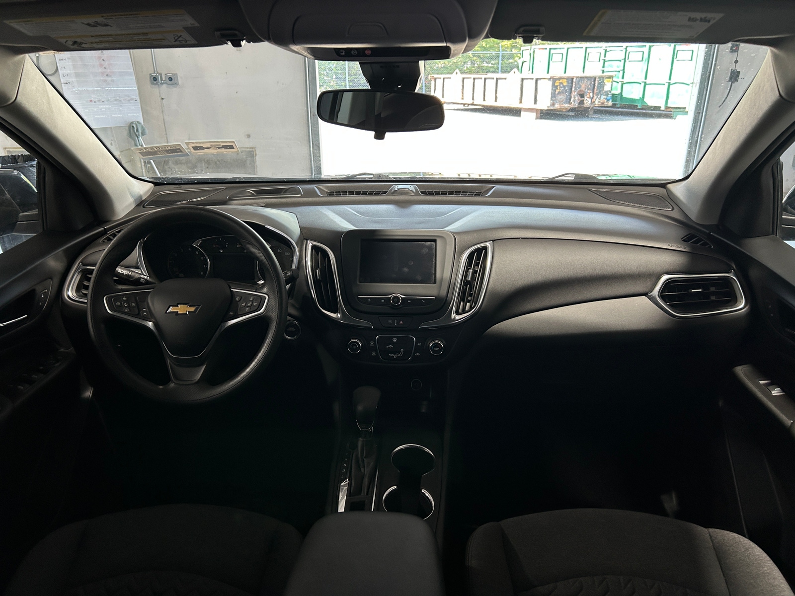 Thumbnail: 2022 Chevrolet Equinox - 3