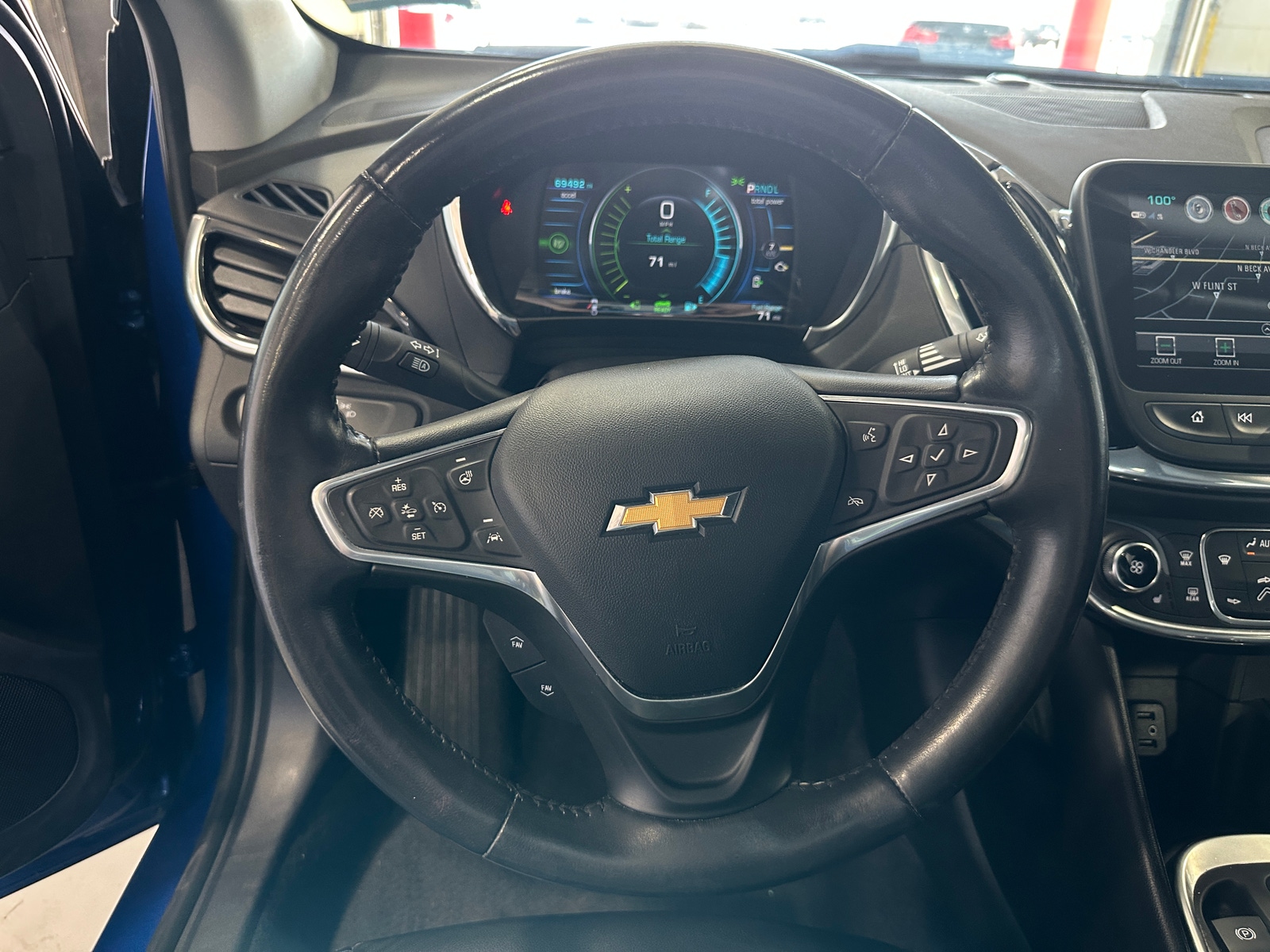 Thumbnail: 2018 Chevrolet Volt - 4