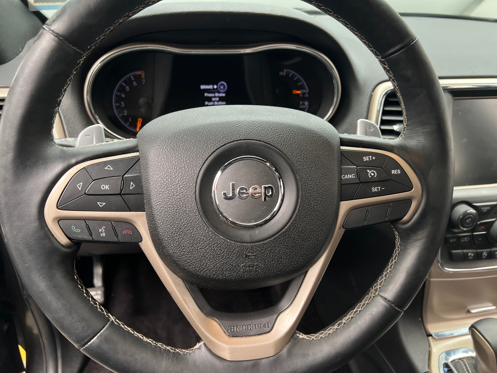 Thumbnail: 2016 Jeep Grand Cherokee - 4