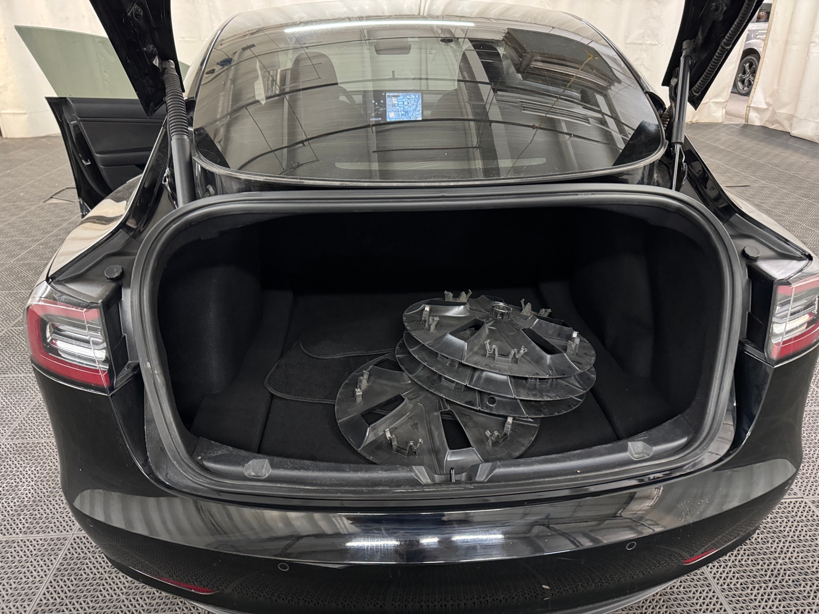 Thumbnail: 2021 Tesla Model 3 - 6