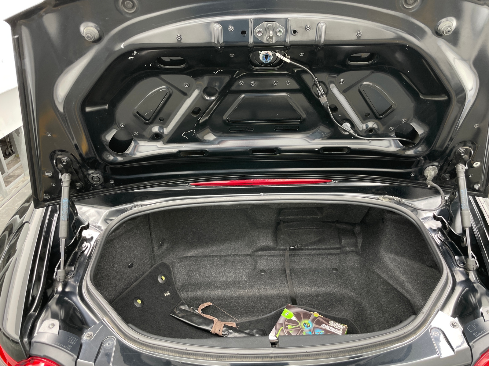 Thumbnail: 2016 Mazda MX-5 Miata - 5