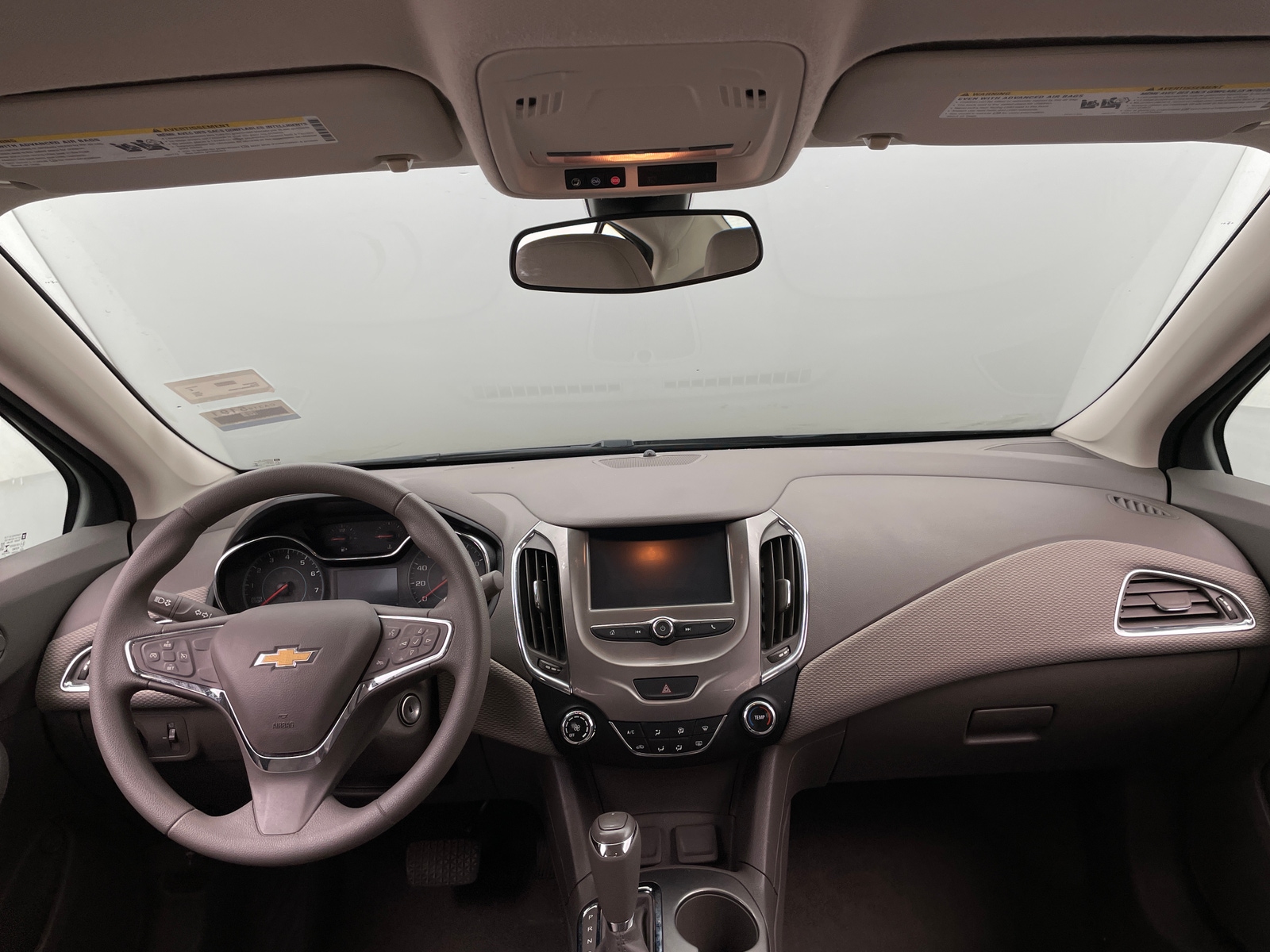Thumbnail: 2018 Chevrolet Cruze - 3