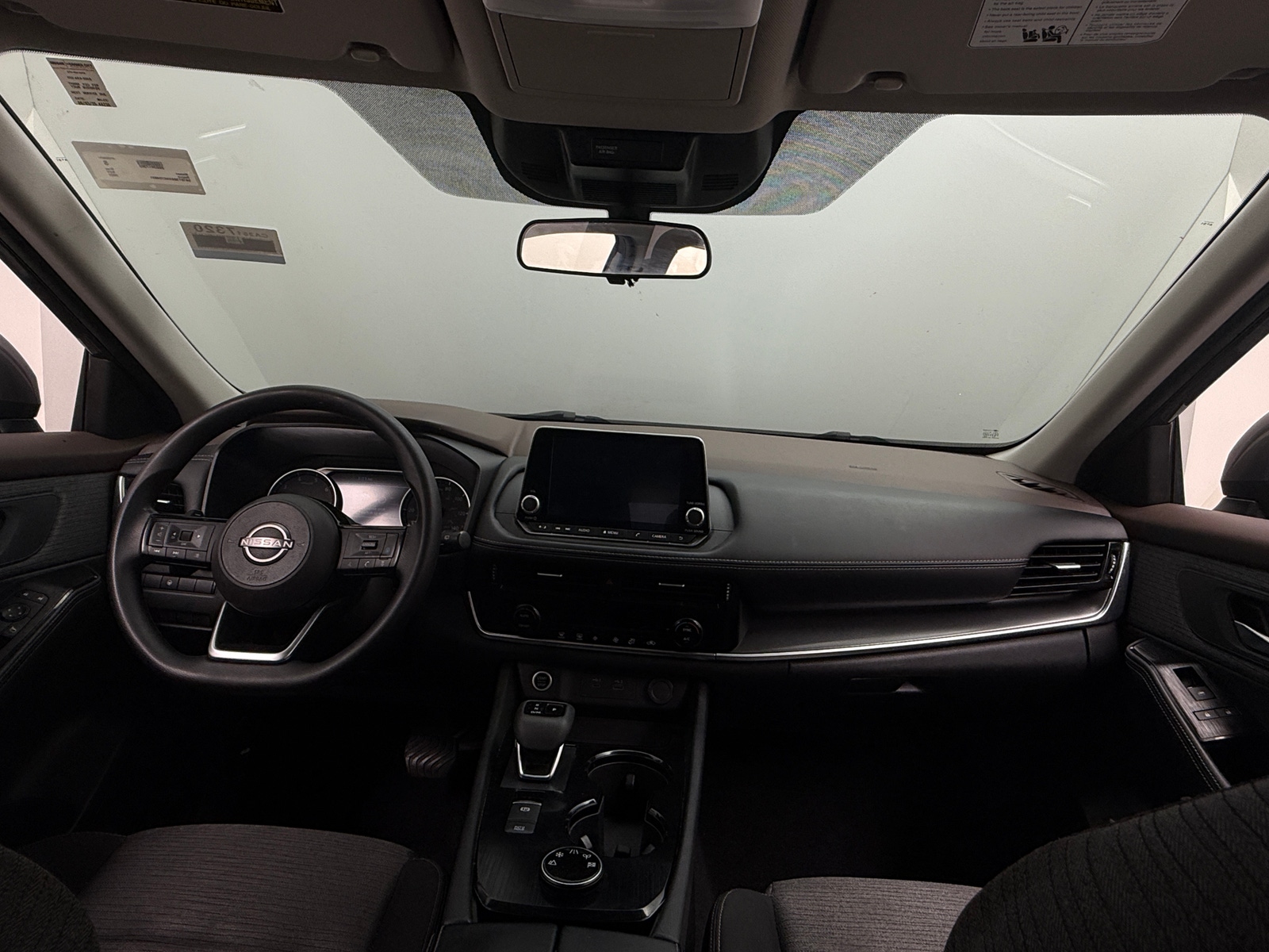 Thumbnail: 2022 Nissan Rogue - 3