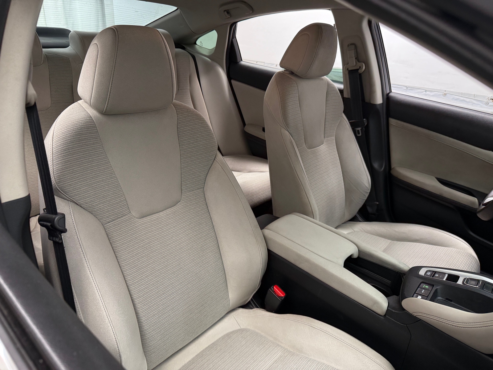 Thumbnail: 2019 Honda Insight - 2