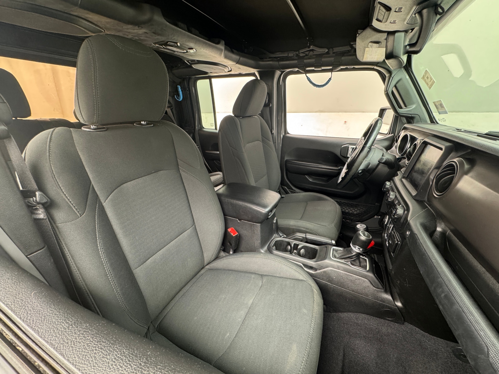Thumbnail: 2020 Jeep Gladiator - 2