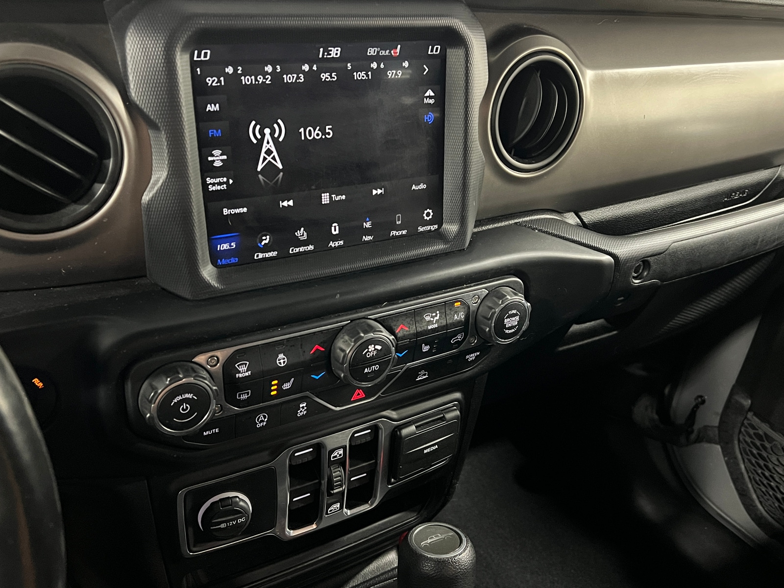 Thumbnail: 2020 Jeep Gladiator - 4