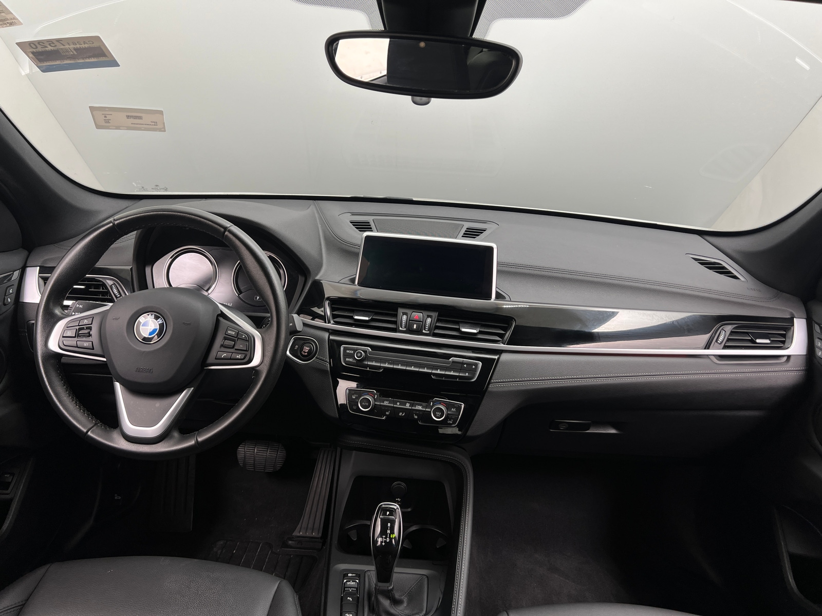 Thumbnail: 2022 BMW X1 - 2