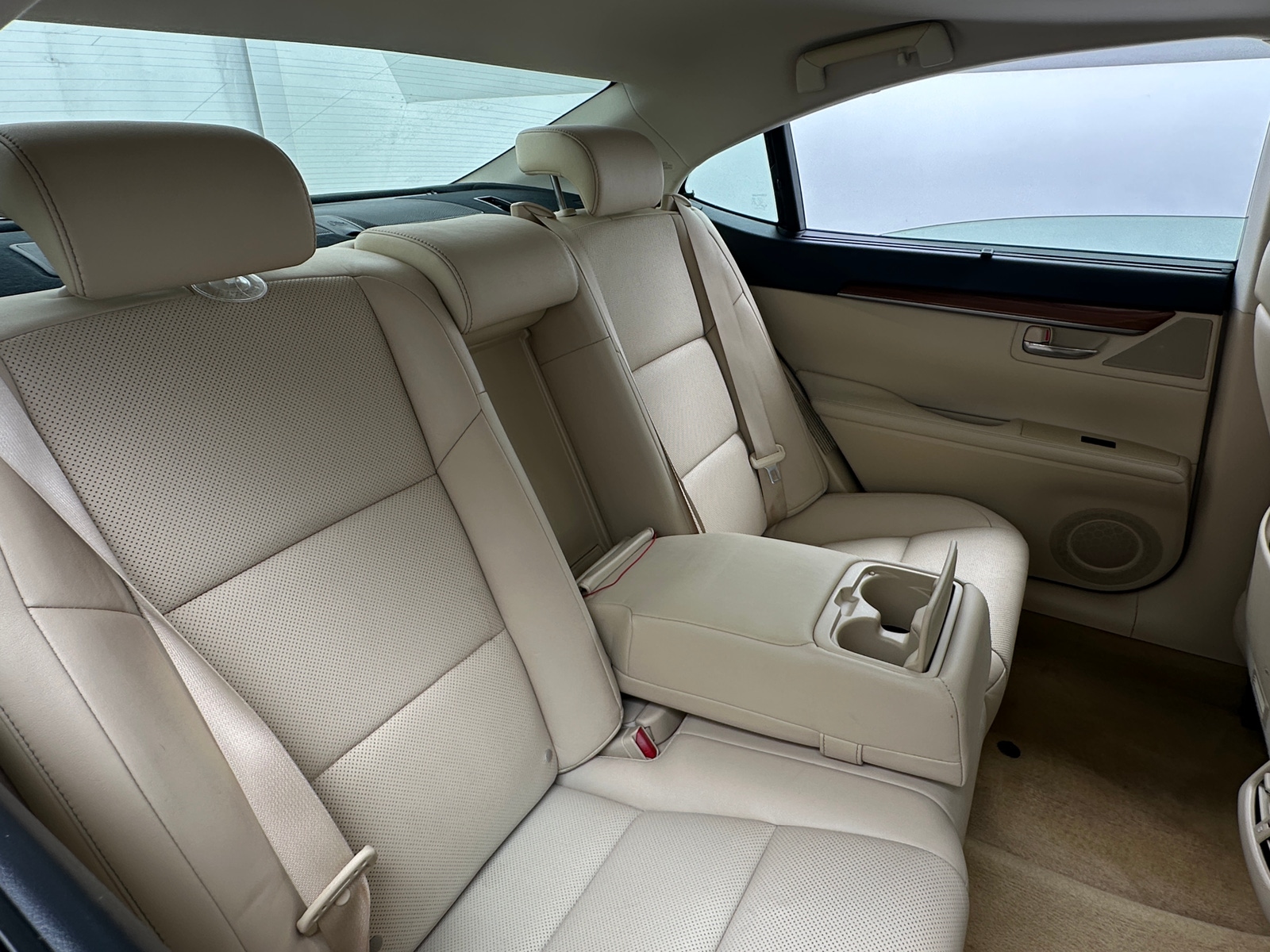 Thumbnail: 2014 Lexus ES - 5